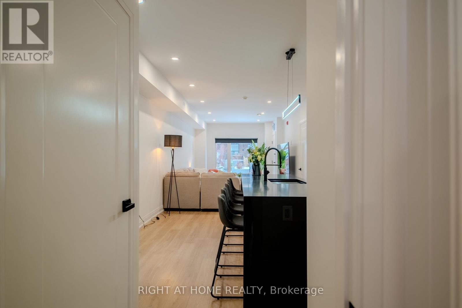 2 - 53 Innes Avenue, Toronto, Ontario  M6E 1N1 - Photo 9 - W12487632