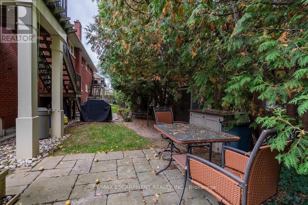 232 St. Paul Street, Burlington, Ontario  L7R 3J6 - Photo 14 - W12487640