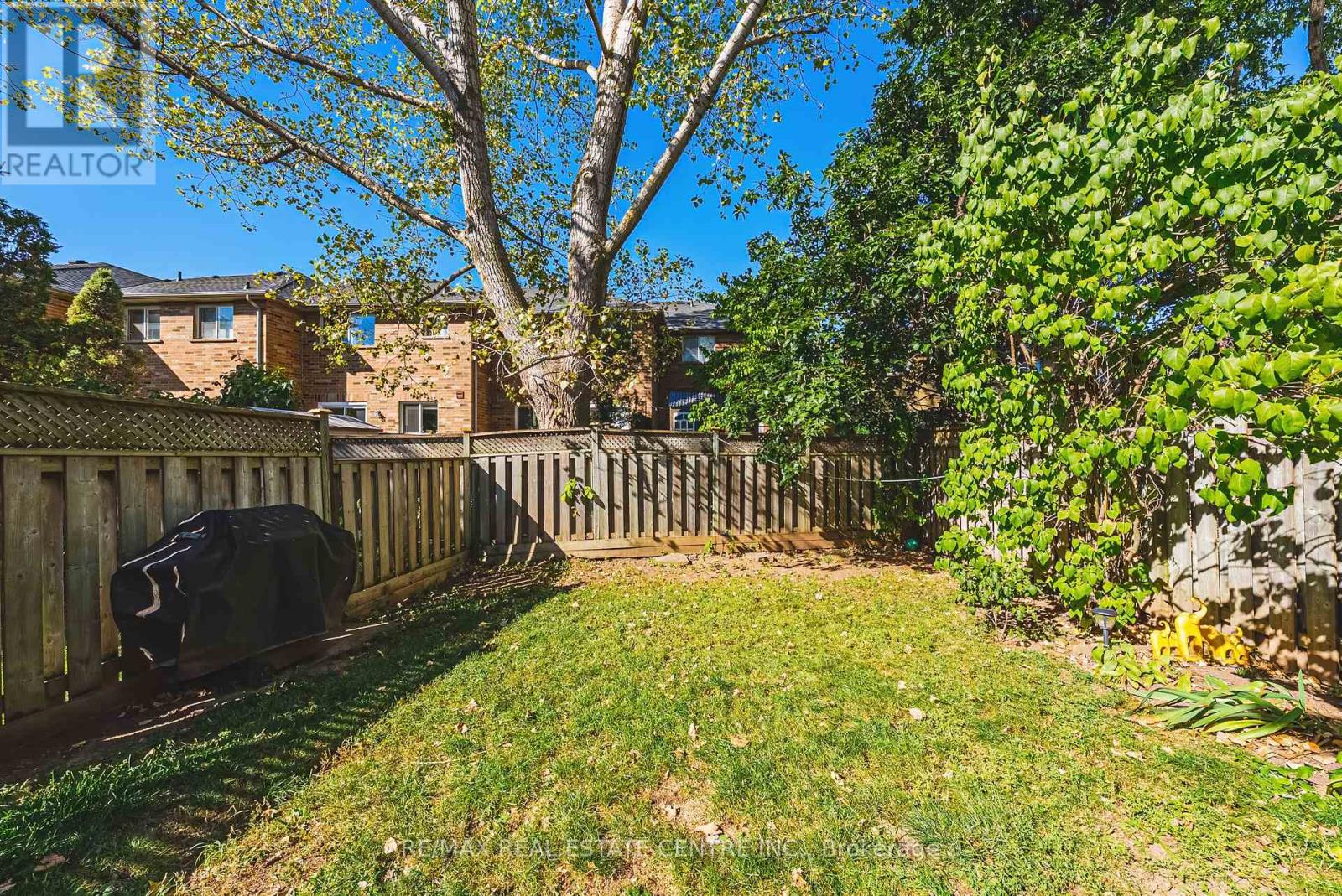 487 Taylor Crescent, Burlington, Ontario  L7L 6G2 - Photo 28 - W12487660