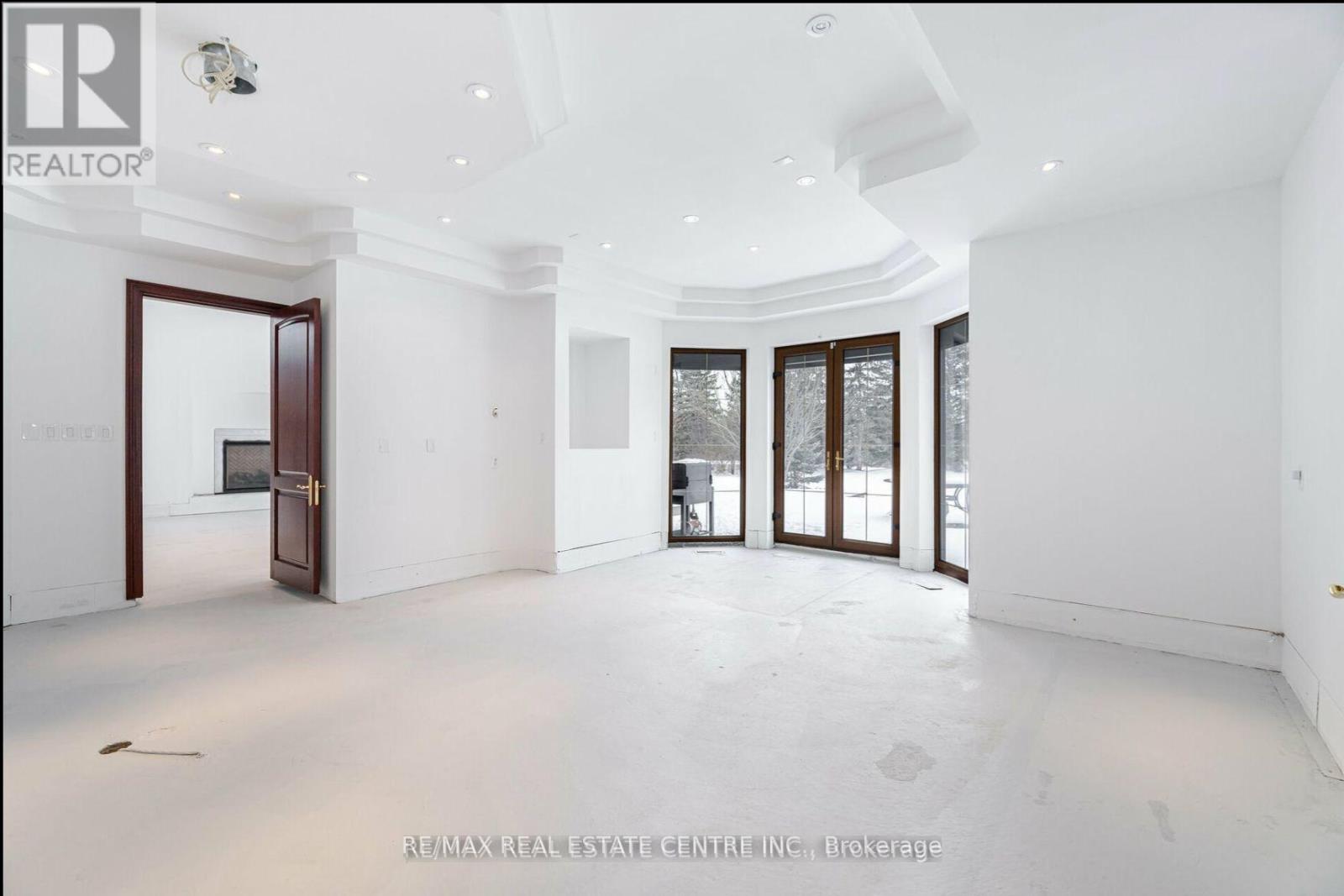 2 Edgeforest Drive, Brampton, Ontario  L6P 0E1 - Photo 23 - W12487662