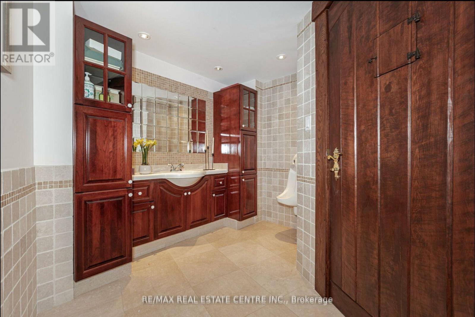 2 Edgeforest Drive, Brampton, Ontario  L6P 0E1 - Photo 24 - W12487662