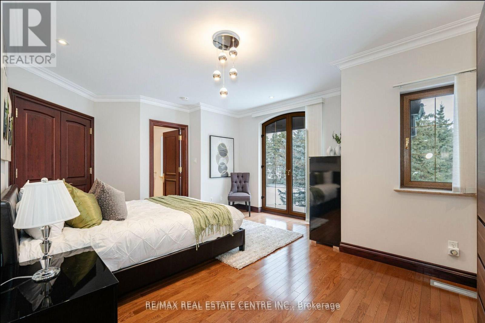 2 Edgeforest Drive, Brampton, Ontario  L6P 0E1 - Photo 32 - W12487662