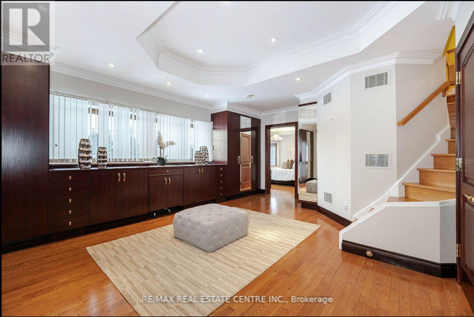 2 Edgeforest Drive, Brampton, Ontario  L6P 0E1 - Photo 38 - W12487662