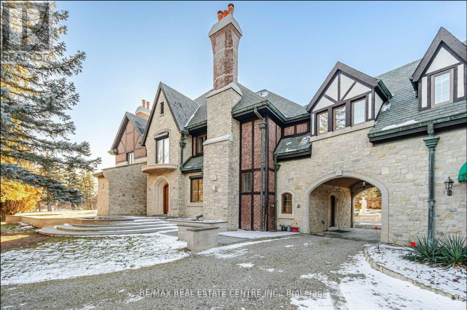 2 Edgeforest Drive, Brampton, Ontario  L6P 0E1 - Photo 43 - W12487662