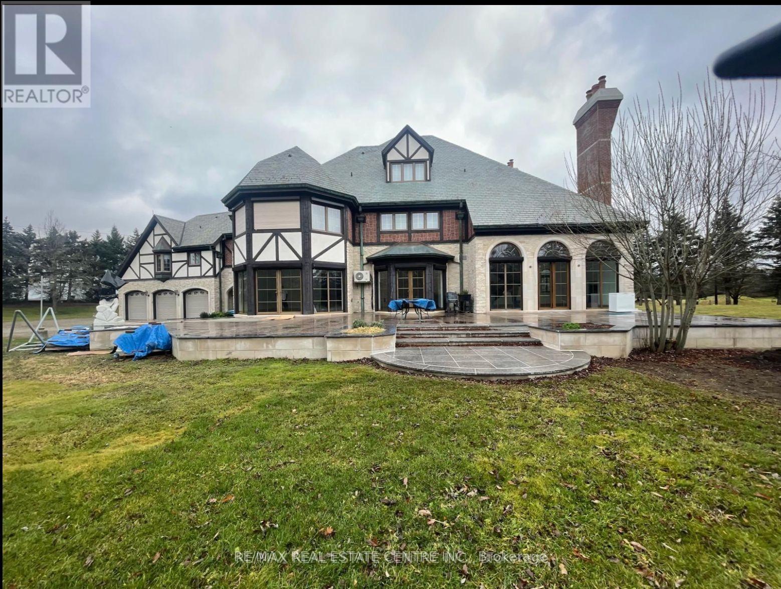 2 Edgeforest Drive, Brampton, Ontario  L6P 0E1 - Photo 5 - W12487662