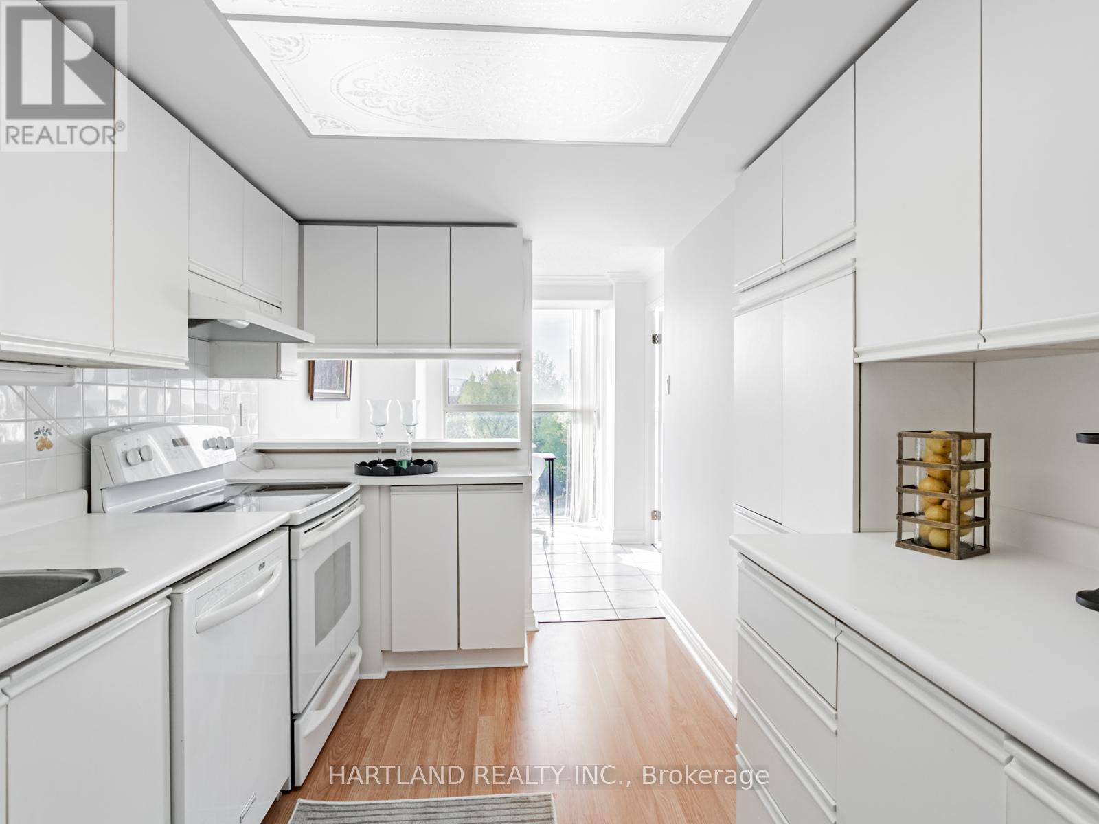 306 - 600 Rexdale Boulevard, Toronto, Ontario  M9W 6T4 - Photo 9 - W12487667