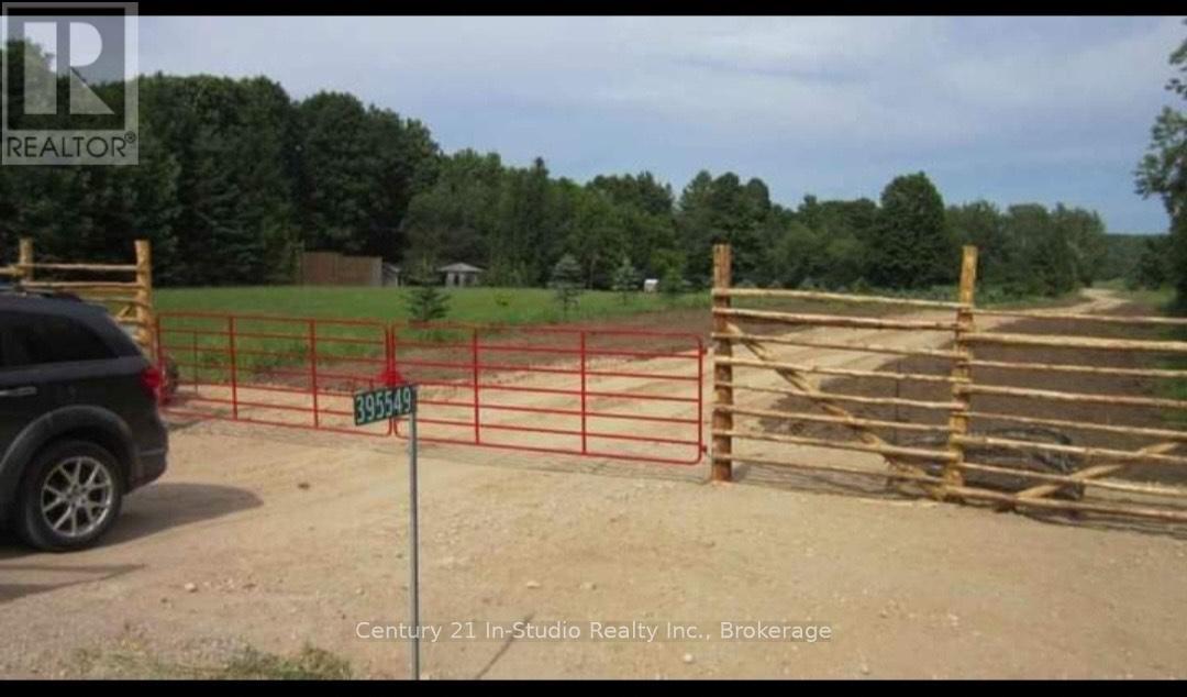 395594 Concession Road 2, Chatsworth, Ontario  N0H 2V0 - Photo 2 - X12487691