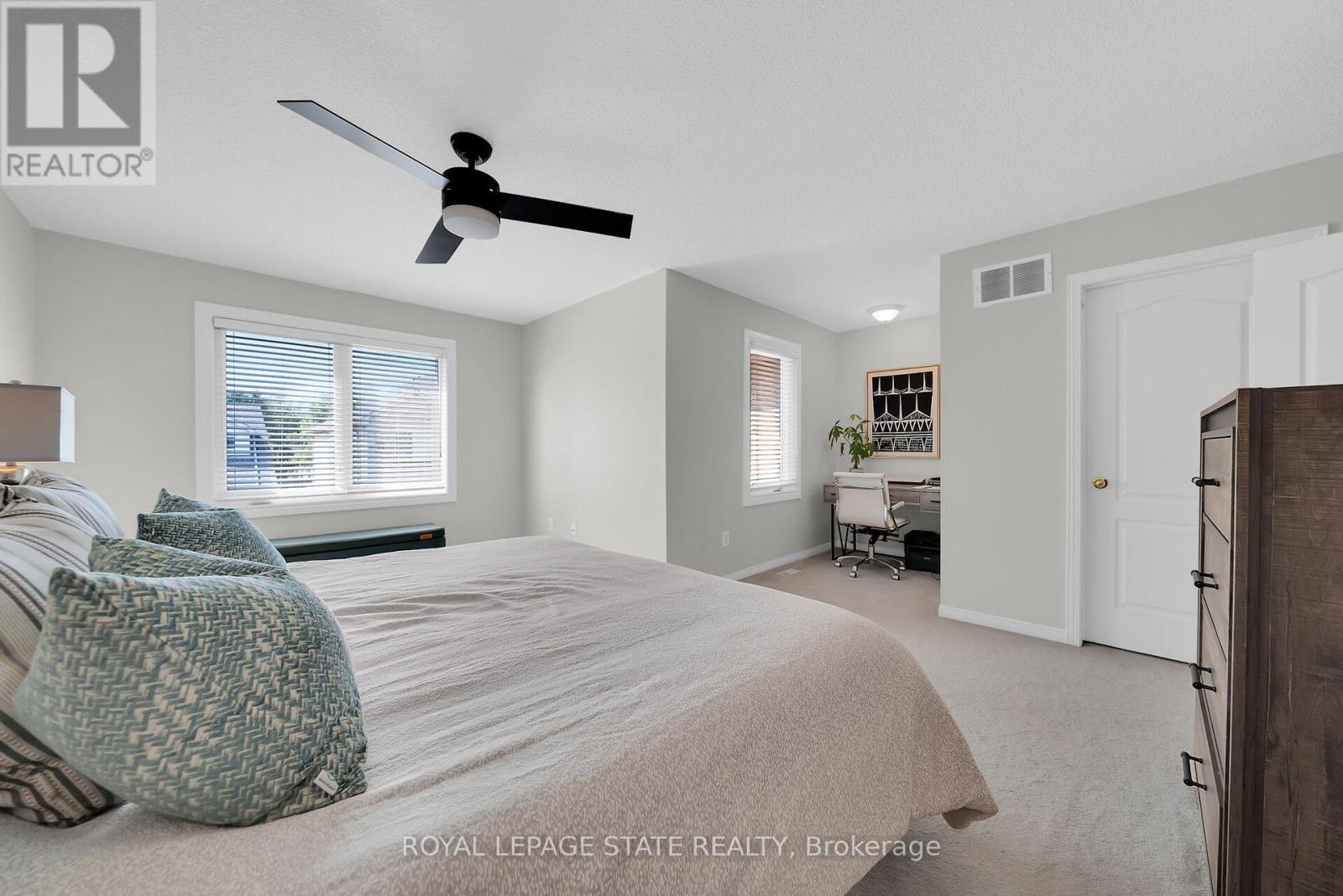 36 - 81 Valridge Drive, Hamilton, Ontario  L9G 5B6 - Photo 32 - X12487620