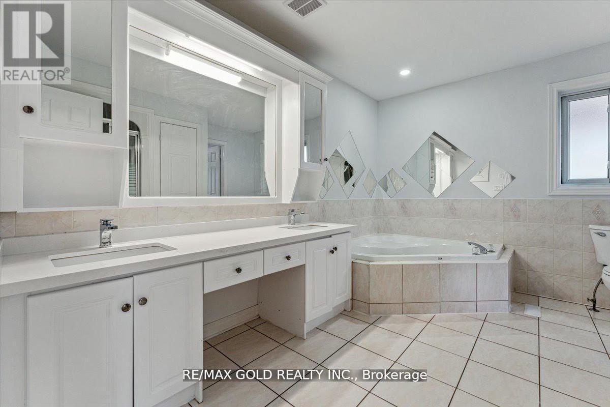 8163 Harvest Crescent, Niagara Falls, Ontario  L2H 3G4 - Photo 26 - X12487639