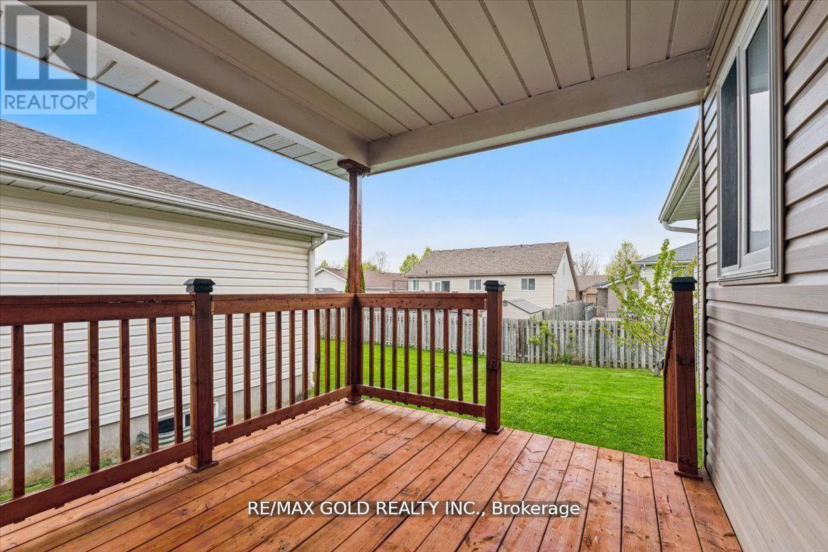 8163 Harvest Crescent, Niagara Falls, Ontario  L2H 3G4 - Photo 39 - X12487639