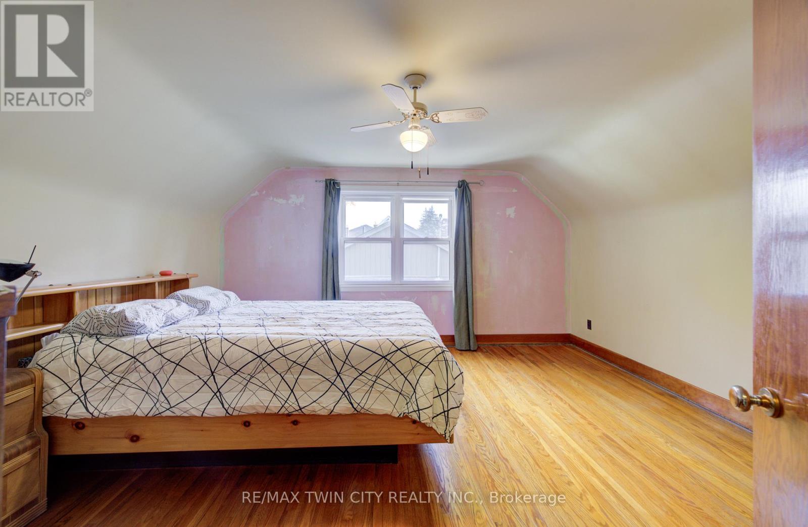 174 Union Street E, Waterloo, Ontario  N2J 1C7 - Photo 15 - X12487641