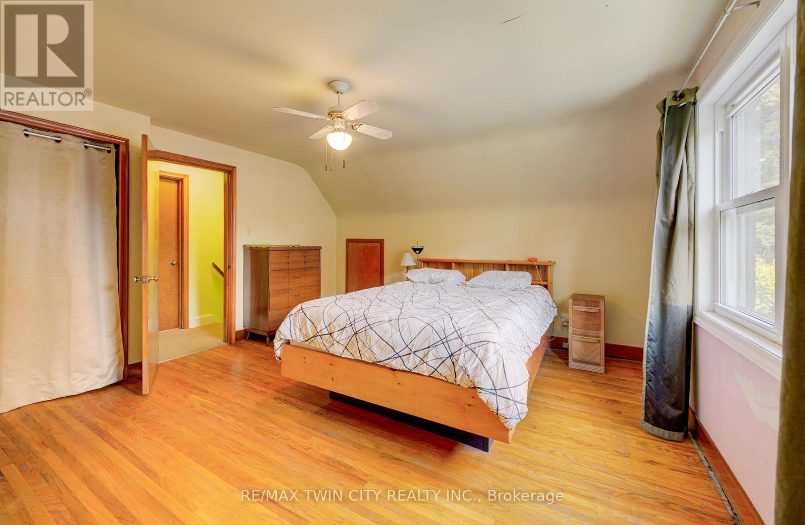 174 Union Street E, Waterloo, Ontario  N2J 1C7 - Photo 16 - X12487641