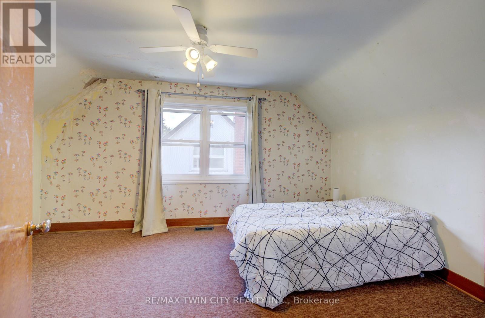 174 Union Street E, Waterloo, Ontario  N2J 1C7 - Photo 17 - X12487641