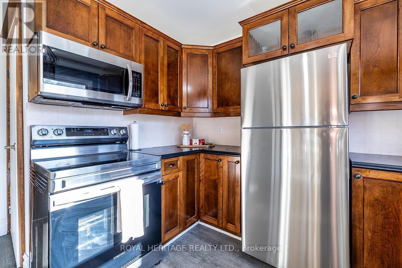 5 Roosevelt Street, Kawartha Lakes (Lindsay), Ontario  K9V 2X6 - Photo 11 - X12487668