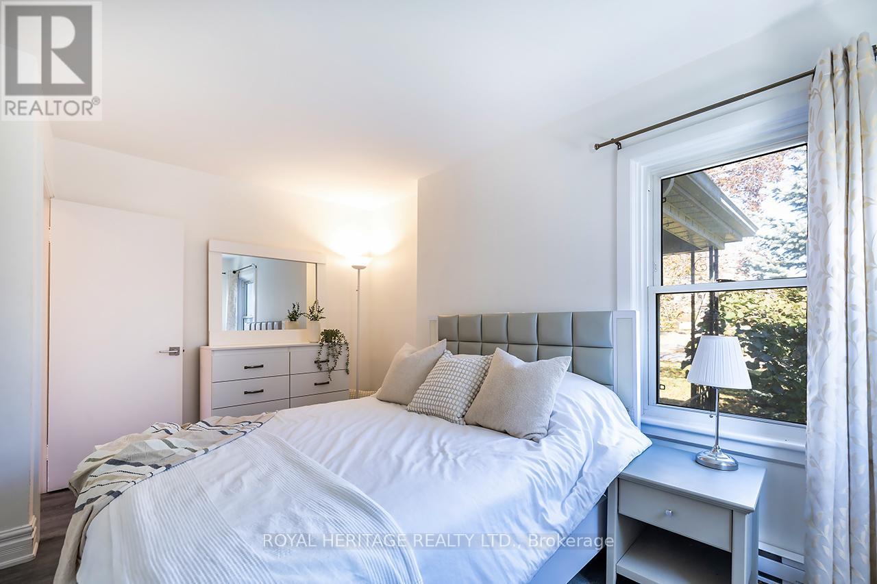 5 Roosevelt Street, Kawartha Lakes (Lindsay), Ontario  K9V 2X6 - Photo 16 - X12487668