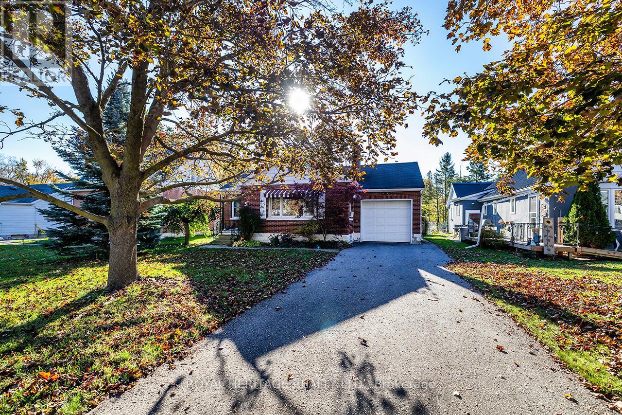 5 Roosevelt Street, Kawartha Lakes (Lindsay), Ontario  K9V 2X6 - Photo 2 - X12487668