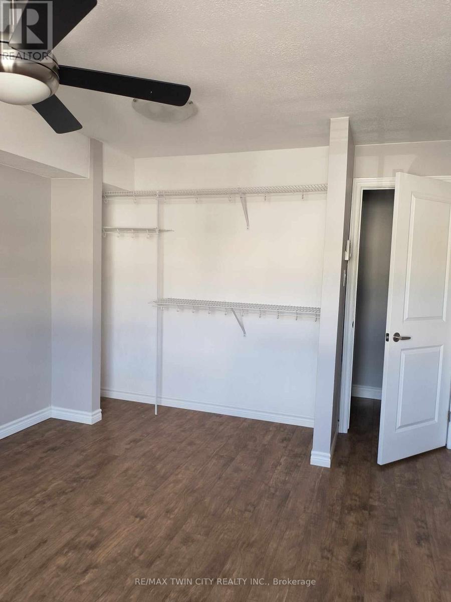 211 - 735 Deveron Crescent, London South, Ontario  N5Z 4X8 - Photo 11 - X12487669