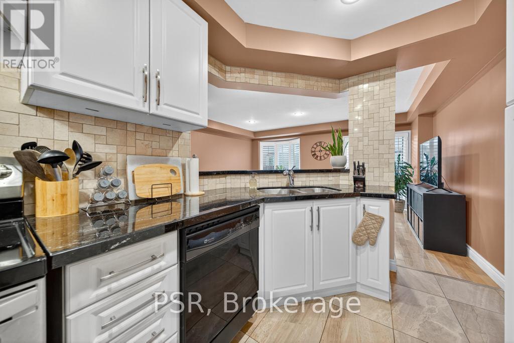 28 - 171 Highbury Drive, Hamilton, Ontario  L8J 3T6 - Photo 20 - X12487671