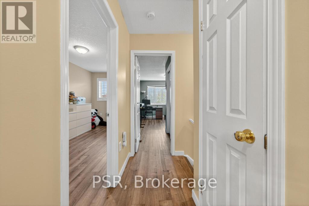 28 - 171 Highbury Drive, Hamilton, Ontario  L8J 3T6 - Photo 36 - X12487671