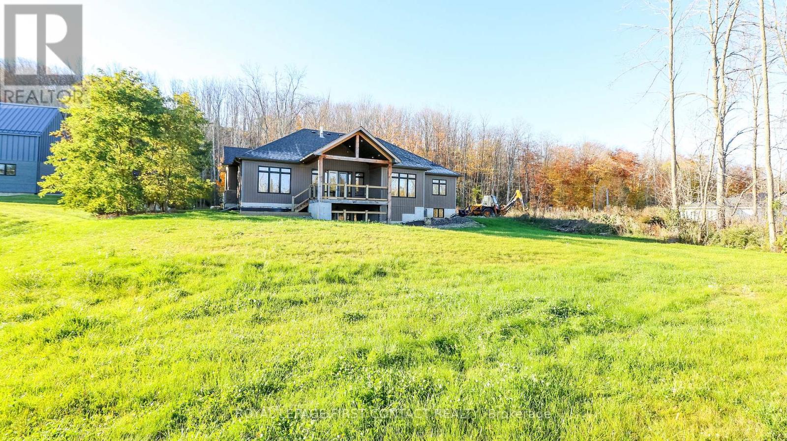 135 Old Highway #26, Meaford, Ontario  N4L 1W7 - Photo 11 - X12487672