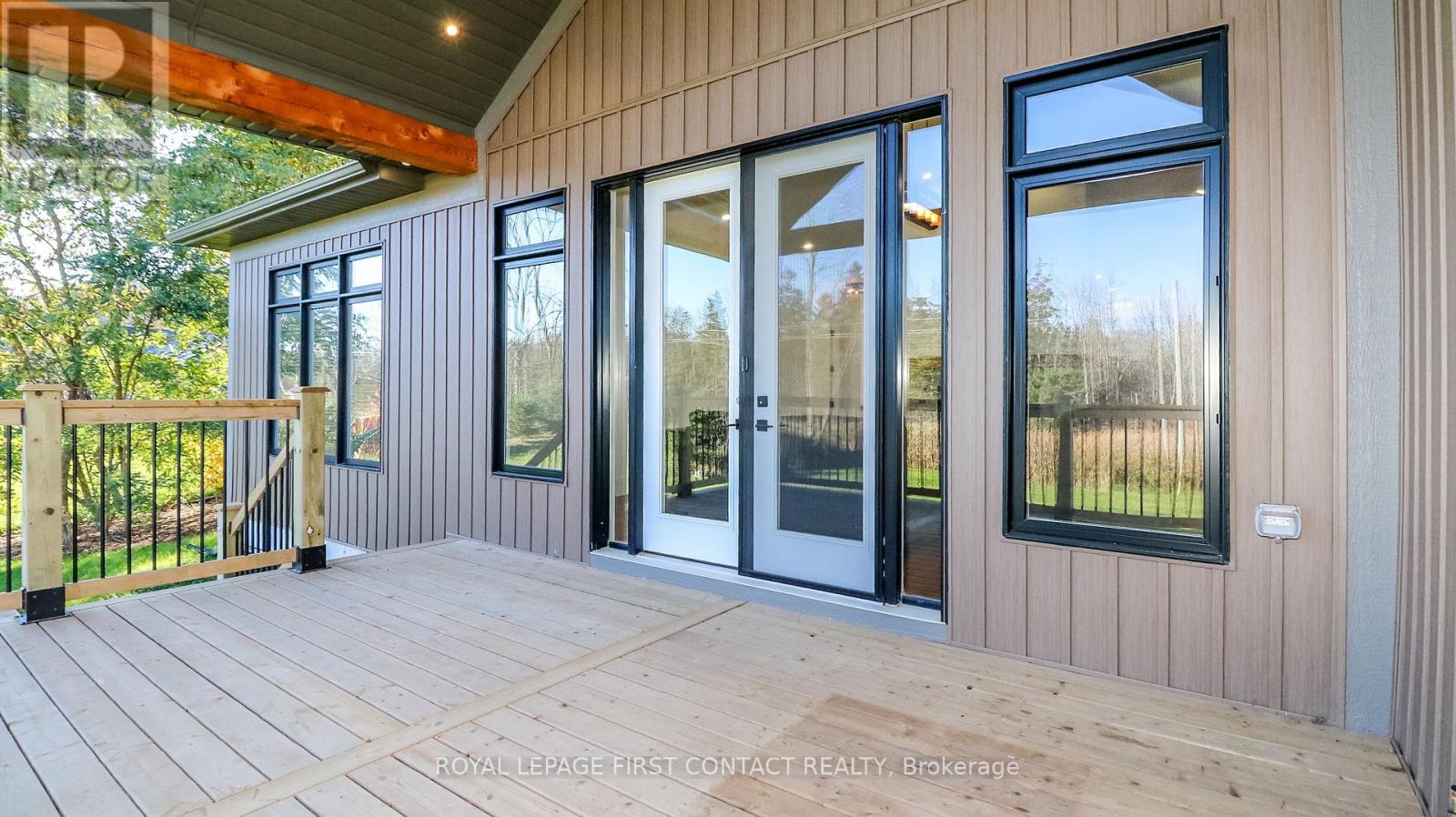 135 Old Highway #26, Meaford, Ontario  N4L 1W7 - Photo 14 - X12487672