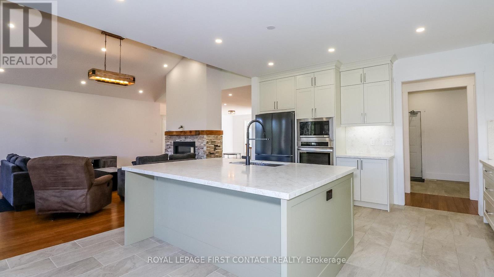 135 Old Highway #26, Meaford, Ontario  N4L 1W7 - Photo 29 - X12487672