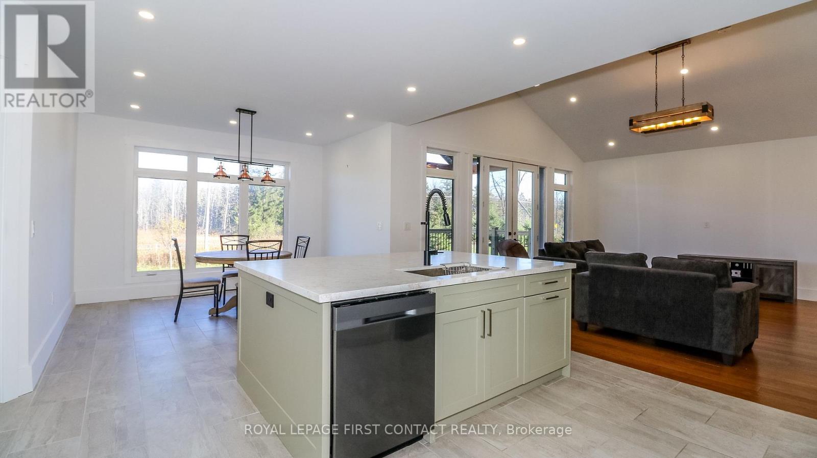 135 Old Highway #26, Meaford, Ontario  N4L 1W7 - Photo 32 - X12487672