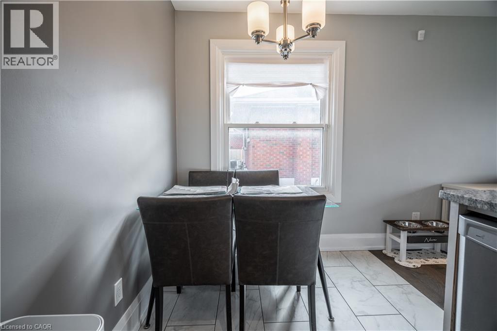 14 Milton Road, St. Catharines, Ontario  L2P 3E8 - Photo 15 - 40784021