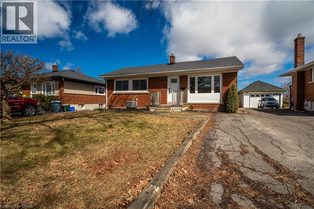 14 Milton Road, St. Catharines, Ontario  L2P 3E8 - Photo 3 - 40784021