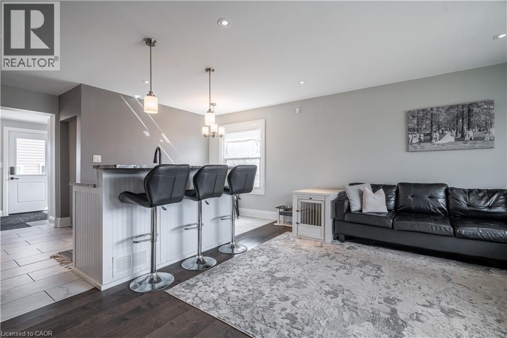 14 Milton Road, St. Catharines, Ontario  L2P 3E8 - Photo 6 - 40784021