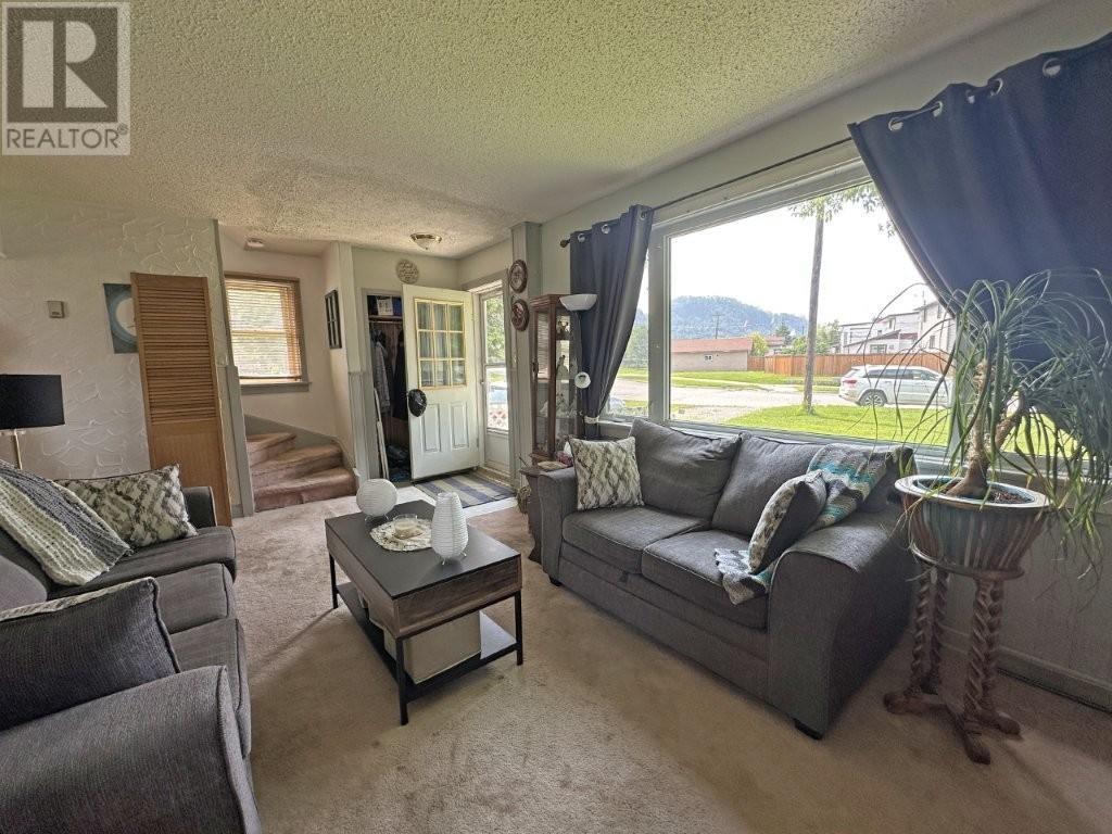 2 Stewart Ave, Red Rock, Ontario  P0T 2P0 - Photo 11 - TB252202