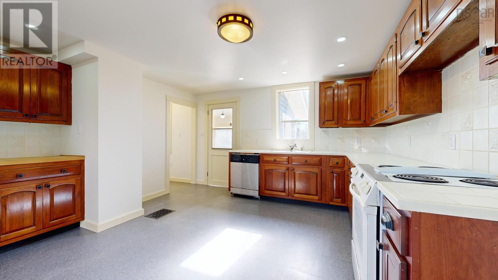 62 Chapel Street, Annapolis Royal, Nova Scotia  B0S 1A0 - Photo 13 - 202506211