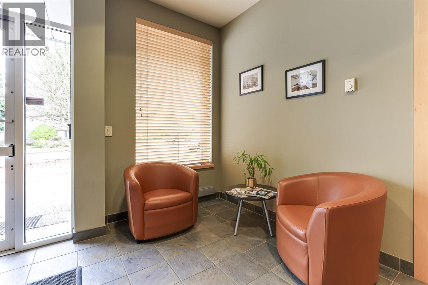 2572 Davies Avenue, Port Coquitlam, British Columbia  V3C 2J9 - Photo 5 - C8073395