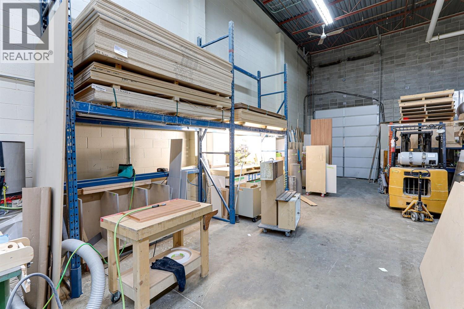 2572 Davies Avenue, Port Coquitlam, British Columbia  V3C 2J9 - Photo 34 - C8073395