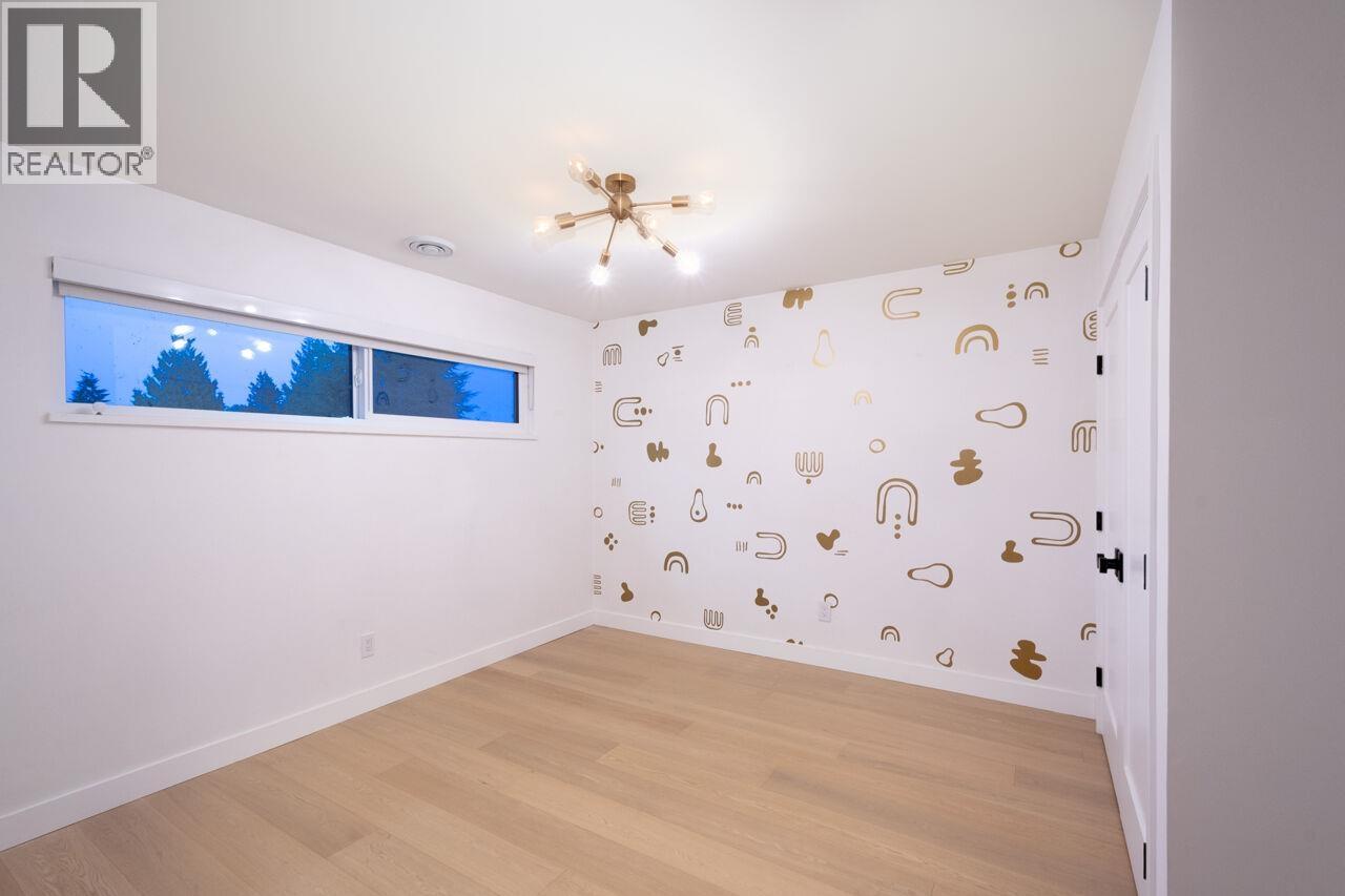 5 Campion Court, Port Moody, British Columbia  V3H 4A9 - Photo 29 - R3042560