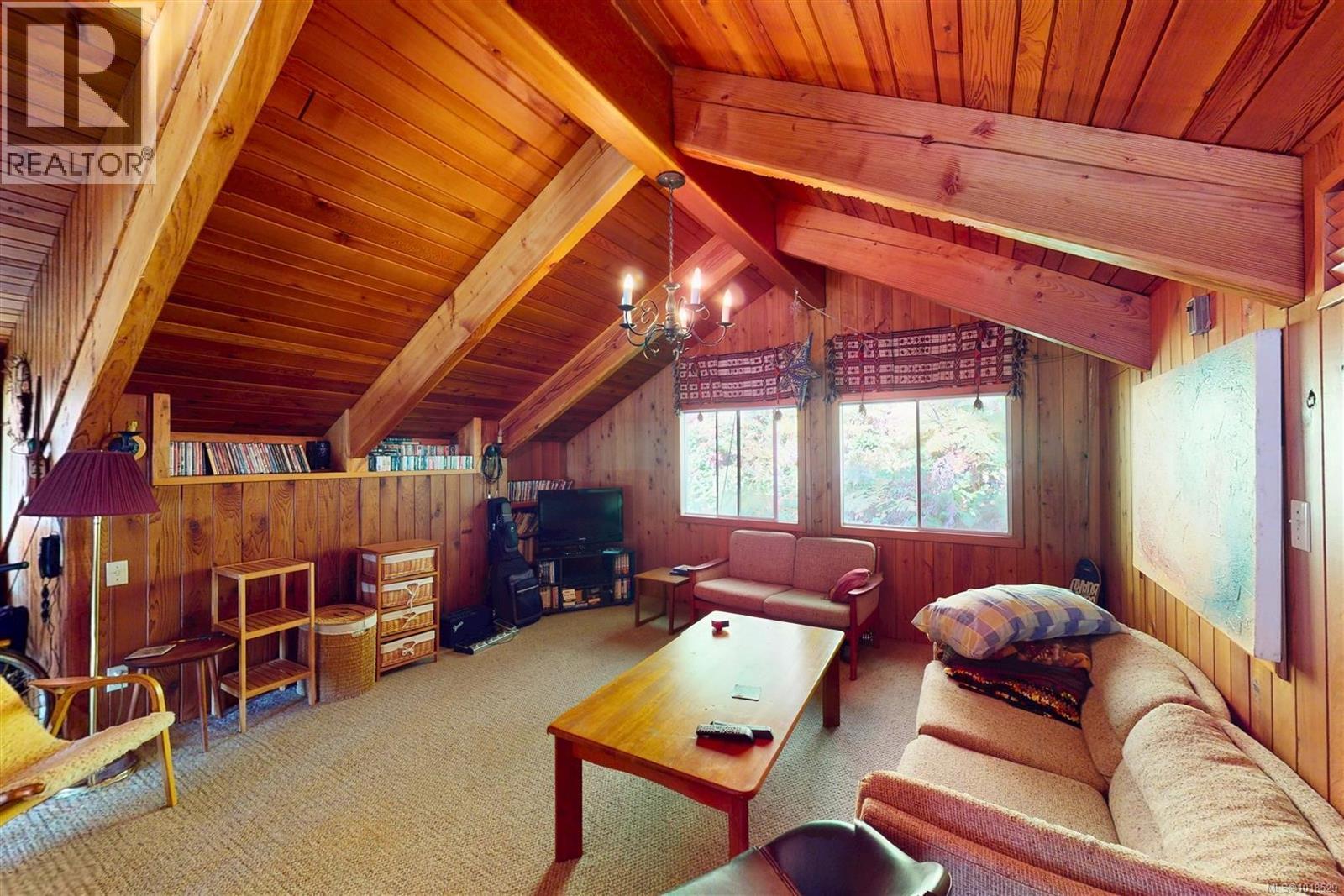 525 Whaletown Rd, Cortes Island, British Columbia  V0P 1Z0 - Photo 26 - 1018529