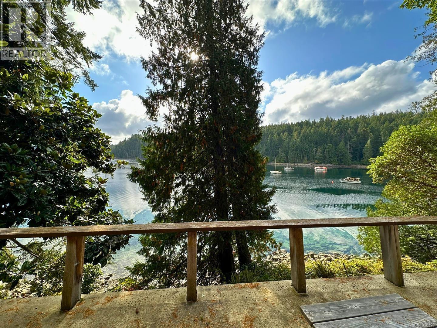 525 Whaletown Rd, Cortes Island, British Columbia  V0P 1Z0 - Photo 28 - 1018529