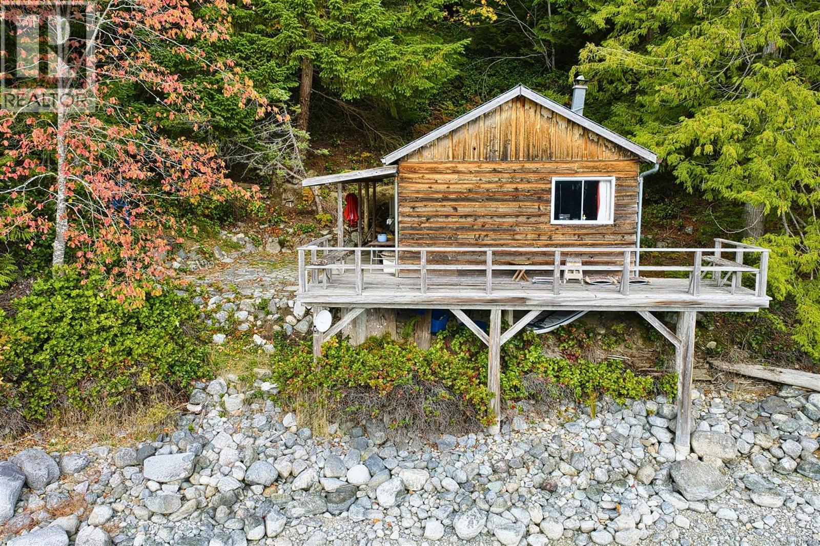 525 Whaletown Rd, Cortes Island, British Columbia  V0P 1Z0 - Photo 33 - 1018529