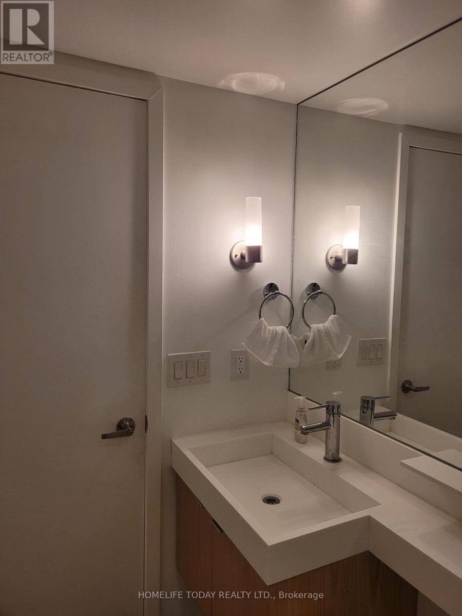 4309 - 25 Telegram Mews, Toronto, Ontario  M5V 3Z1 - Photo 5 - C12487698