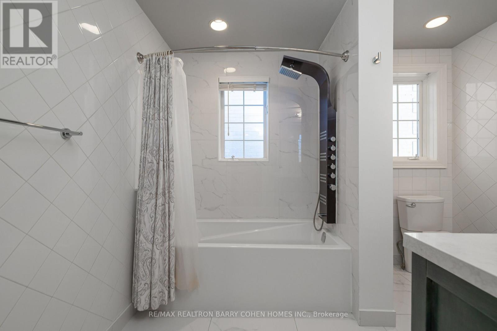 29 Glen Rush Boulevard, Toronto, Ontario  M5N 2T4 - Photo 16 - C12487712