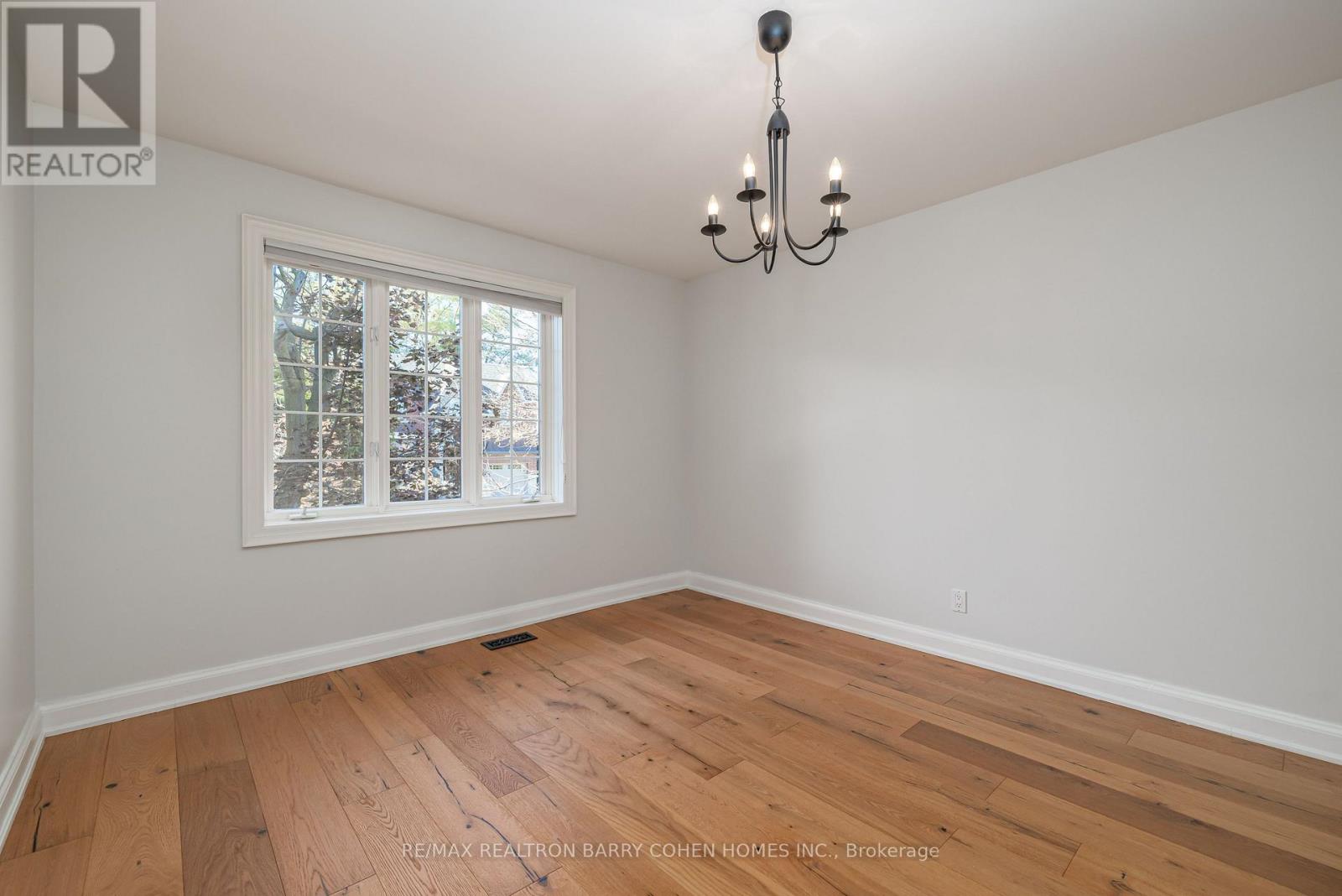 29 Glen Rush Boulevard, Toronto, Ontario  M5N 2T4 - Photo 22 - C12487712