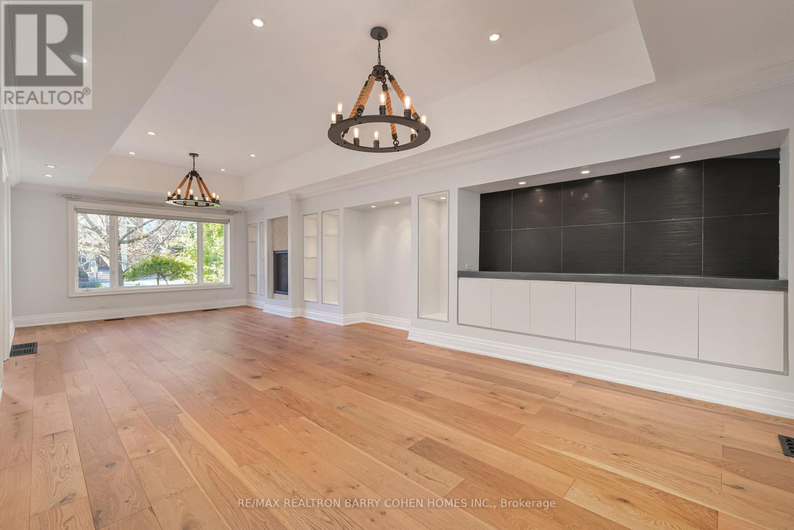 29 Glen Rush Boulevard, Toronto, Ontario  M5N 2T4 - Photo 5 - C12487712