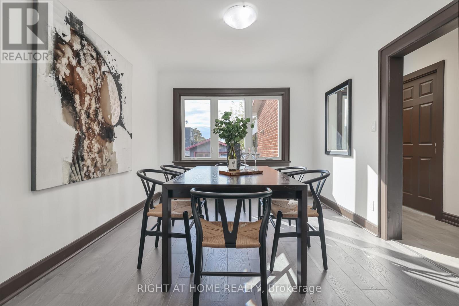 20 Winona Drive, Toronto, Ontario  M6G 3S6 - Photo 9 - C12487721