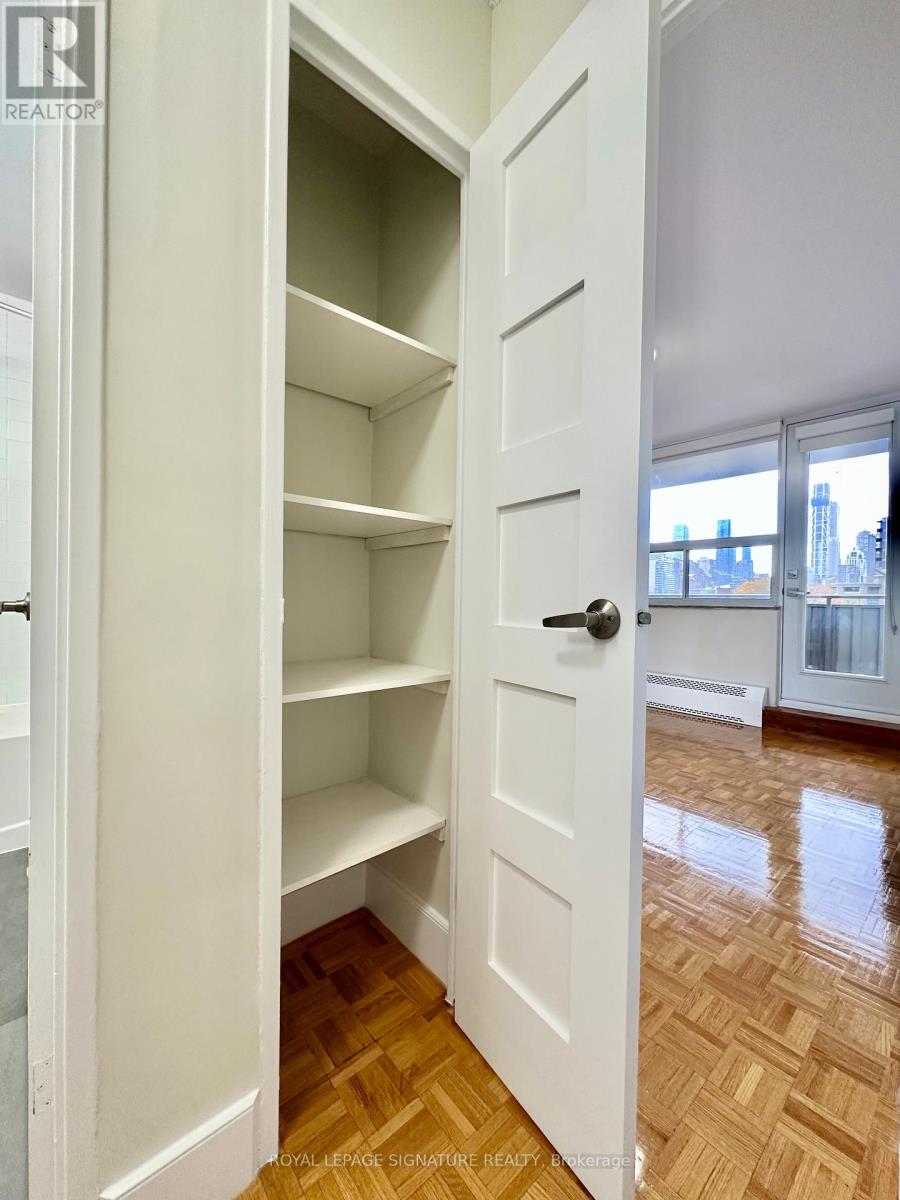 809 - 666 Spadina Avenue, Toronto, Ontario  M5S 2H8 - Photo 14 - C12487725