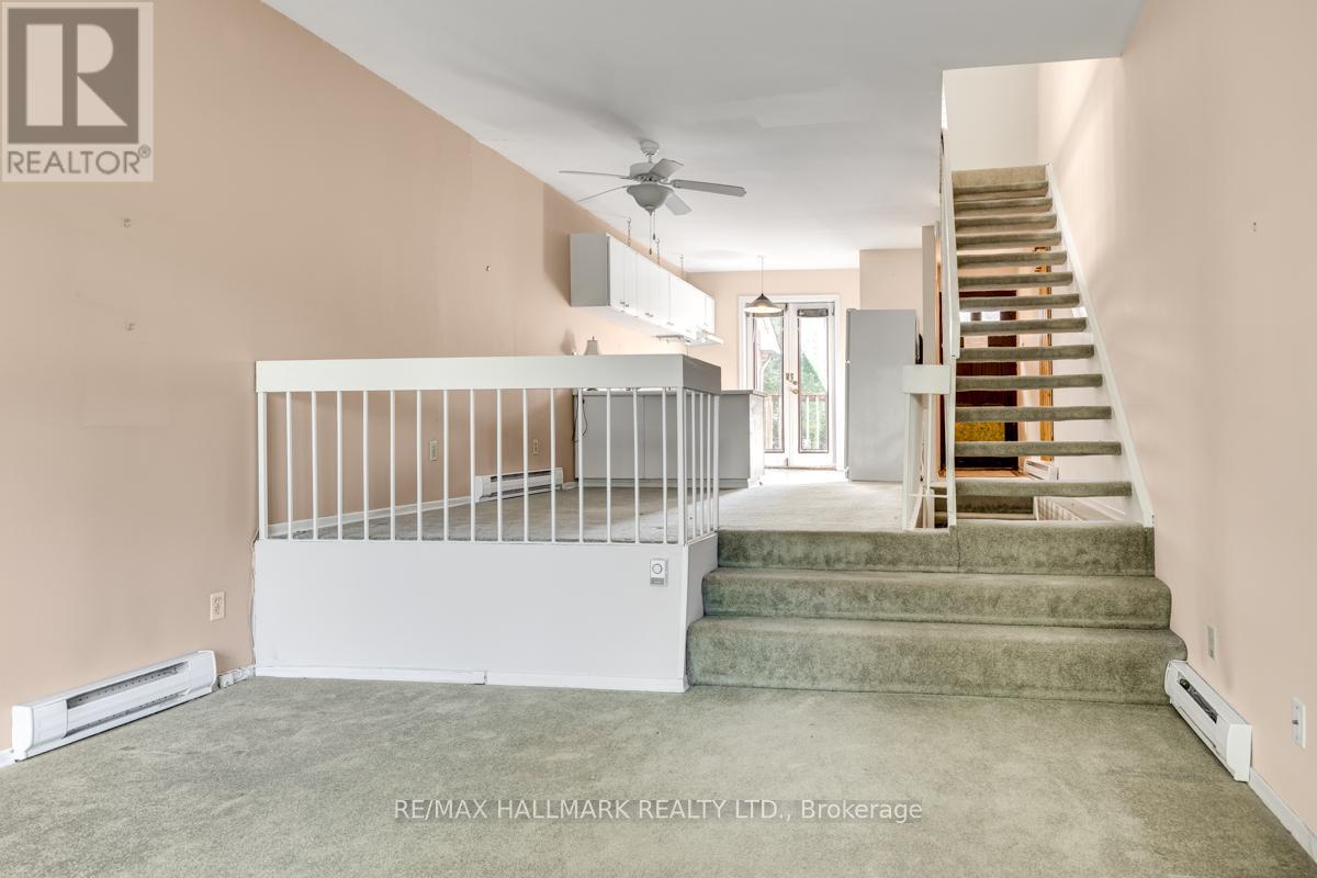 5 Bowmore Road, Toronto, Ontario  M4L 3H6 - Photo 9 - E12487676