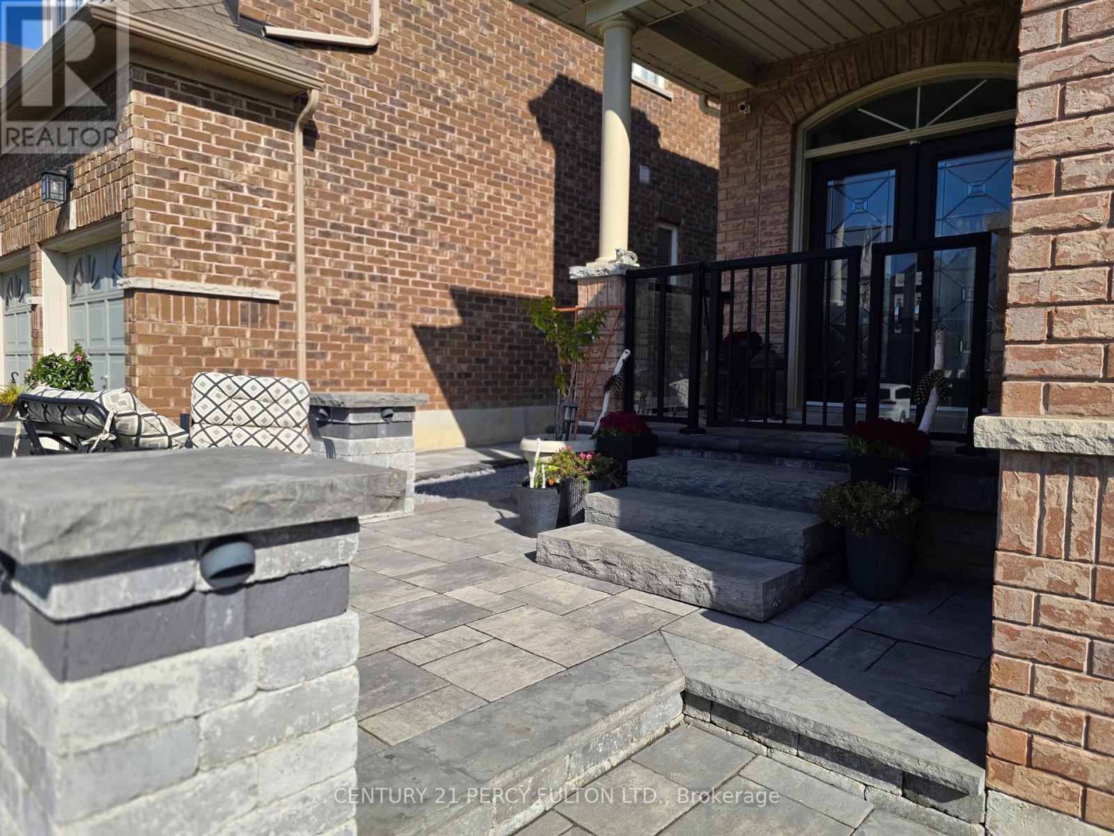 1979 Riverton Street, Oshawa, Ontario  L1K 0P4 - Photo 5 - E12487680