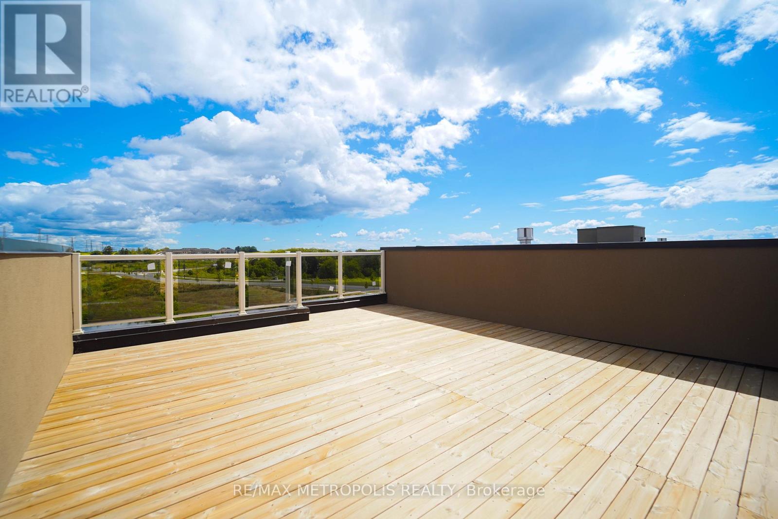 11 Yacht Drive, Clarington, Ontario  L1C 4B1 - Photo 40 - E12487694