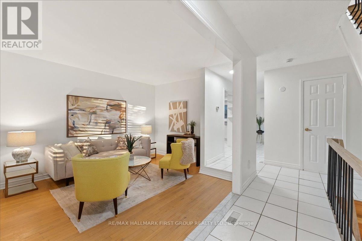 1238 Charlotte Circle, Pickering, Ontario  L1V 3P8 - Photo 2 - E12487716