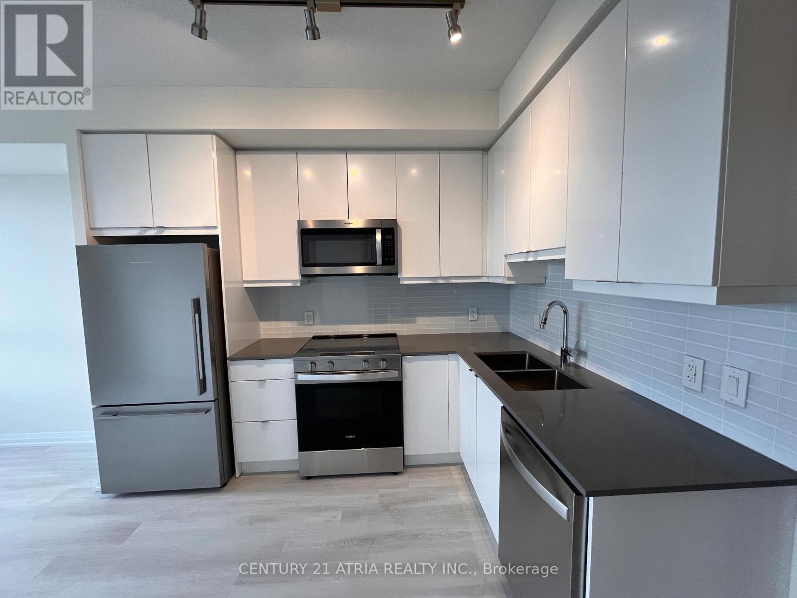 2101 - 3260 Sheppard Avenue, Toronto, Ontario  M1T 3K3 - Photo 7 - E12487726