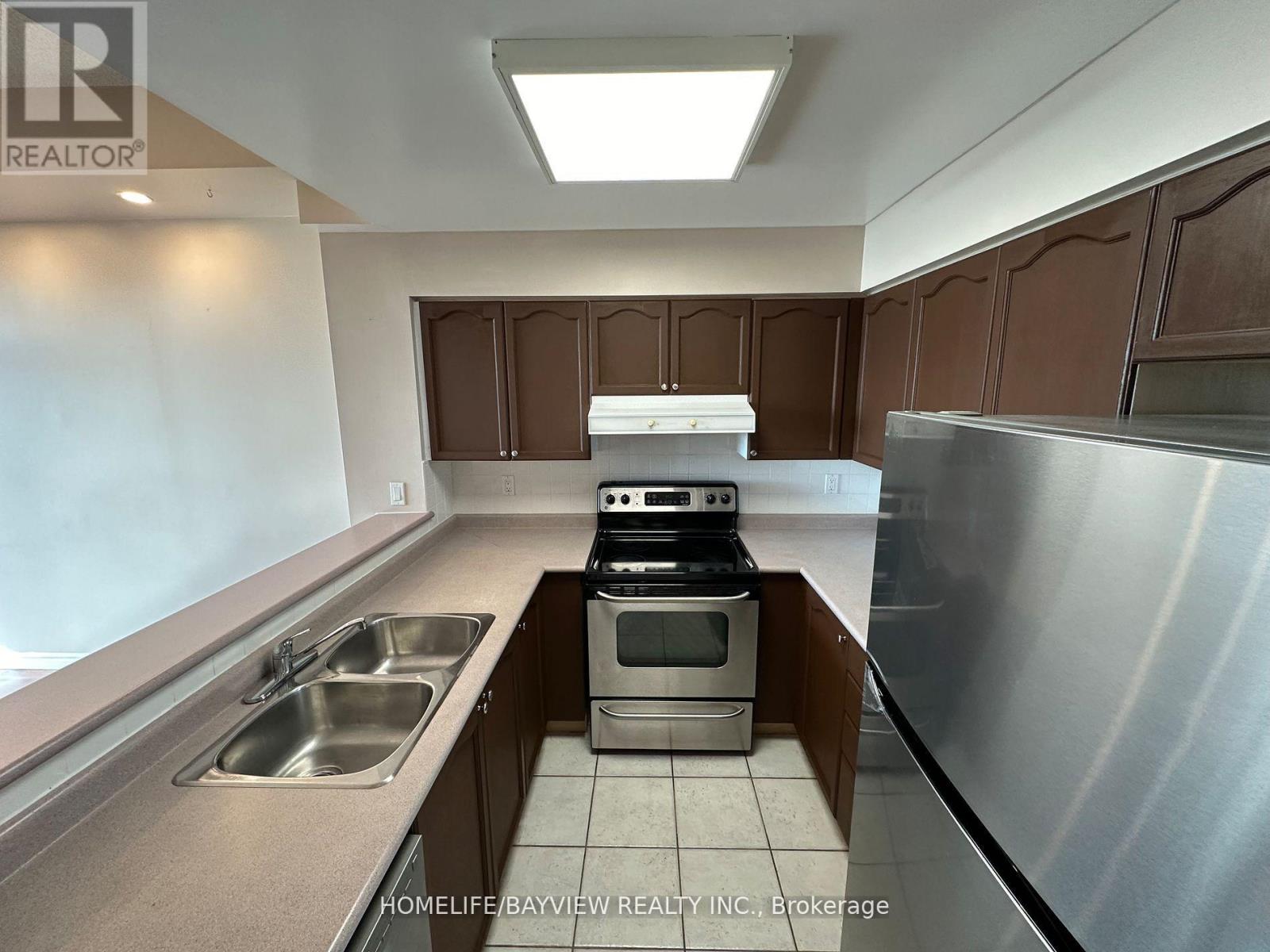 Ph107 - 5 Emerald Lane, Vaughan, Ontario  L4J 8P7 - Photo 3 - N12487695